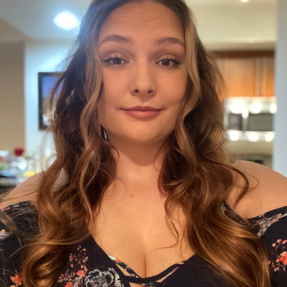 Meet your Posher, Brooke